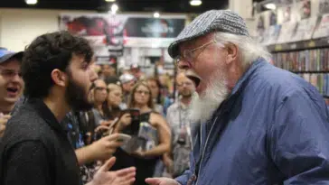Un fan a osé confronter George RR Martin sur son livre "Les Vents d'Hiver"