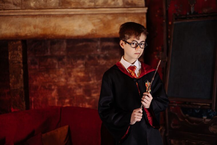 Alecto Carrow : le personnage controversé de l'univers de Harry Potter