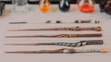 Tout savoir sur la baguette Bellatrix : histoire et caractéristiques