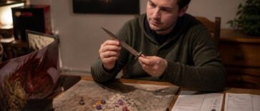découvrez si la dague de lancer est un outil utile et efficace dans les jeux de rôle (jdr). analyse des avantages tactiques et des scénarios où elle peut faire la différence.